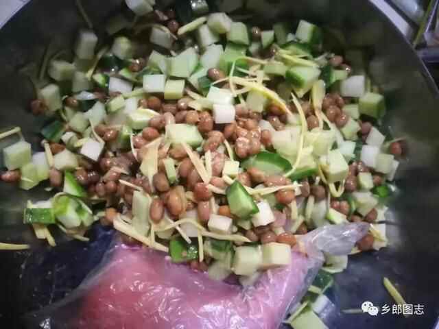 闫方勇：临沂沂水美食：豆豉咸菜