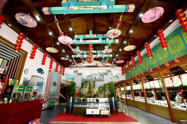 平邑县餐饮名店巡礼之一：饮酒美食到如意，如意小镇最满意