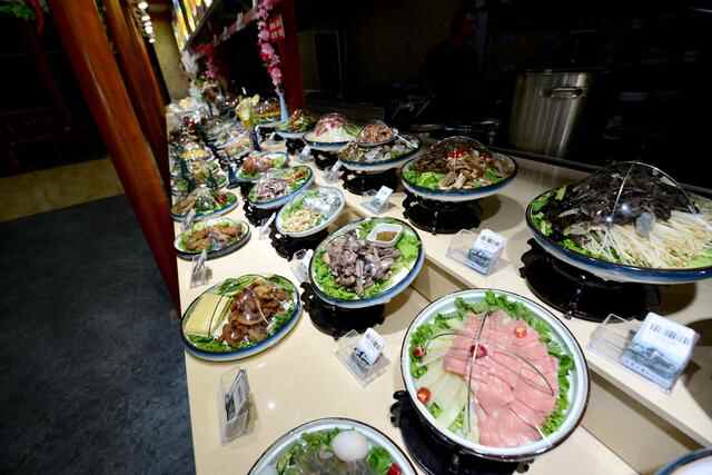 平邑县餐饮名店巡礼之一：饮酒美食到如意，如意小镇最满意
