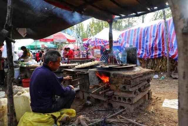 馋老锅子——沂水的一道“土根”美食