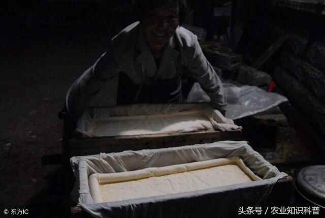 临沂市蒙阴岱崮镇，美味从“村作坊”里传出