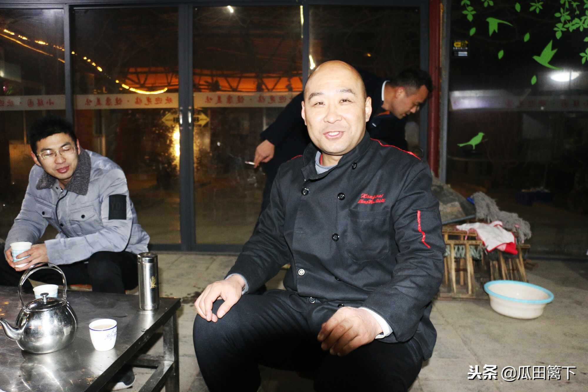 25年加盟300个店，平邑43岁厨师王丙全创“15秒回锅鸡”美食传奇