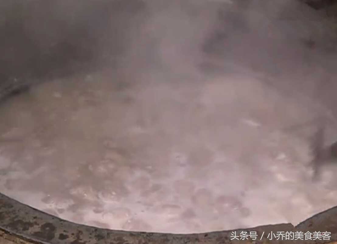 山东美食，蒙阴红烧兔首，美容又健脑的兔头你吃过吗