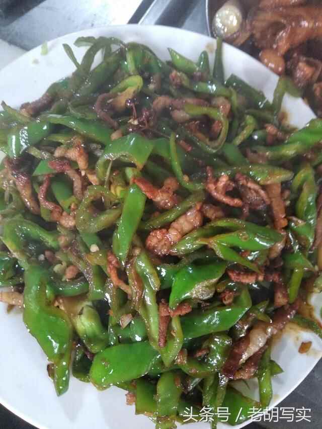 不远千里到山东临沂费县探沂镇老庄户饭店品美食，好菜好酒爽啊！