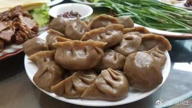 行走临沂-沂南石崇崮大院里的特色美食
