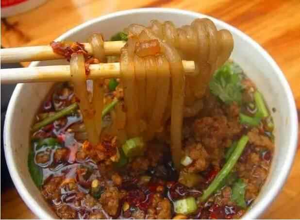 你说在临沂吃完100种美食就嫁给我！
