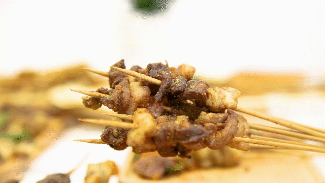 单人套餐免费送！临沂这家网红沂水串串，一口Get记忆中的情怀味道