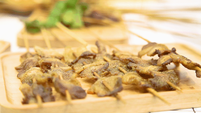 单人套餐免费送！临沂这家网红沂水串串，一口Get记忆中的情怀味道