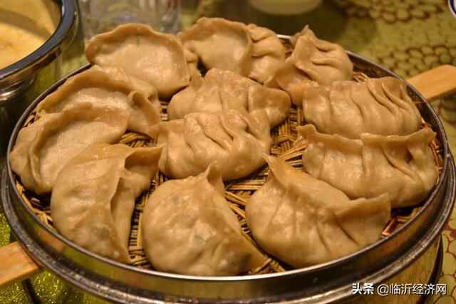 临沂金牌啤酒《寻找临沂特色美食》第51期：玲子炒鸡（罗庄店）