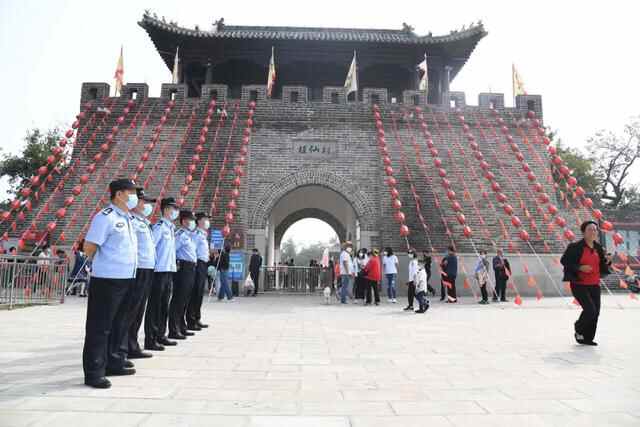 【祝福祖国守护平安】路+景+空！**察带你“沉浸式”游德州