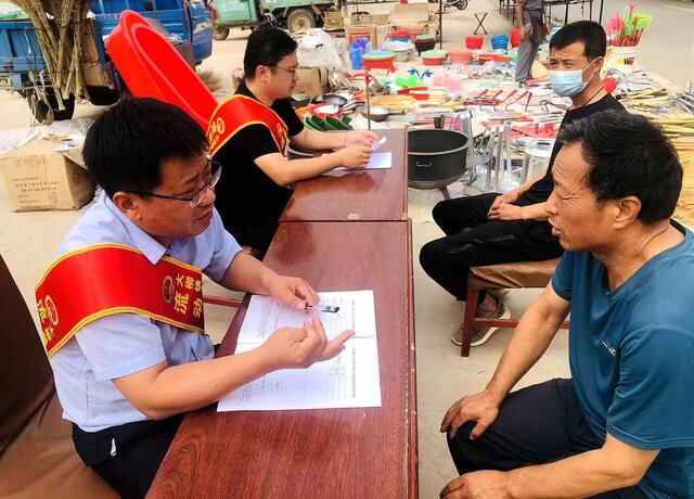 板凳就地摆开 民意纷至沓来｜宁津县大柳镇人大代表赶集“摆摊”