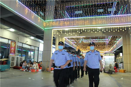 “夏夜”行动，德州13地警方齐“亮剑”