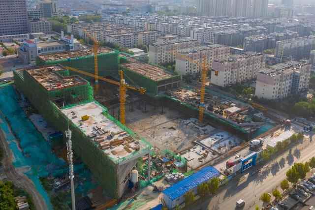 德州市政府旁边将建设文化中心，规模287亩，德州中心广场四倍