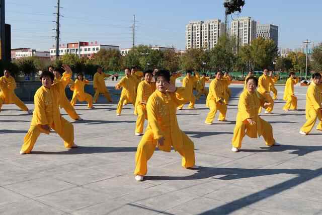 33支代表队同打八极一套拳！庆云举办吴钟八极拳全民健身活动汇演