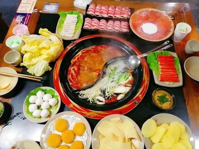 诗/吃火锅