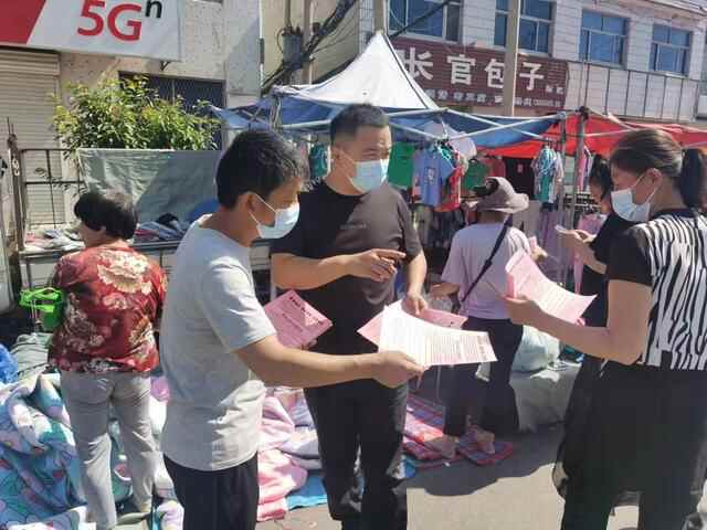 德州市宁津县长**镇人大：履职尽责做表率 秸秆禁烧显担当