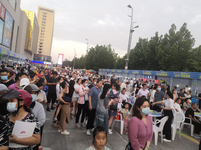 2022惠享德城消费年暨啤酒美食音乐节活动启动
