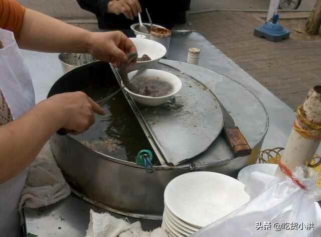 德州重口味美食，7元一碗本地人吃得欢，外地人：真是黑暗料理