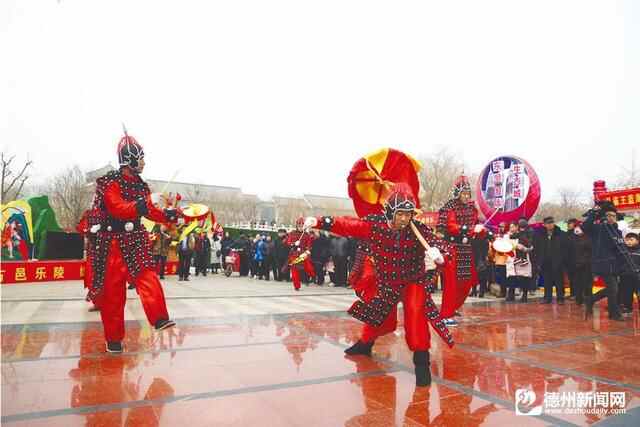 战鼓秧歌、梢头棍、特色美食 乐陵“非遗”亮相董子文化街