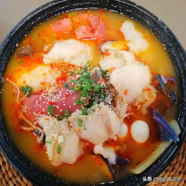 红唇啵啵鱼，番茄诱惑、麻辣达人、老坛酸菜、秘制咖喱，齐河美食