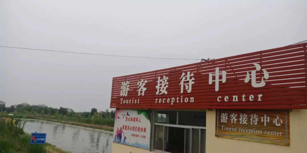 德州陵城开启夜场狂欢：第三届龙虾节嗨吃起来！