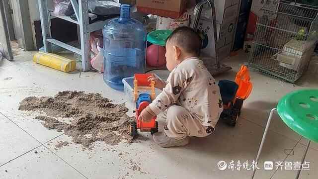 这是啥怪病？两岁娃皮肤松弛像老人，聊城幼儿家长向全国求医