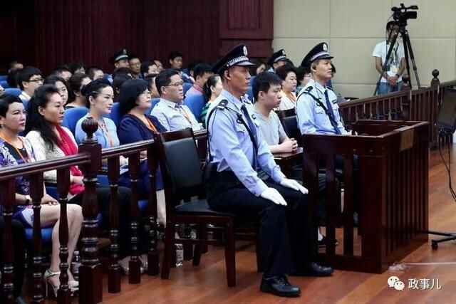 山东冠县公安局副局长被撤职