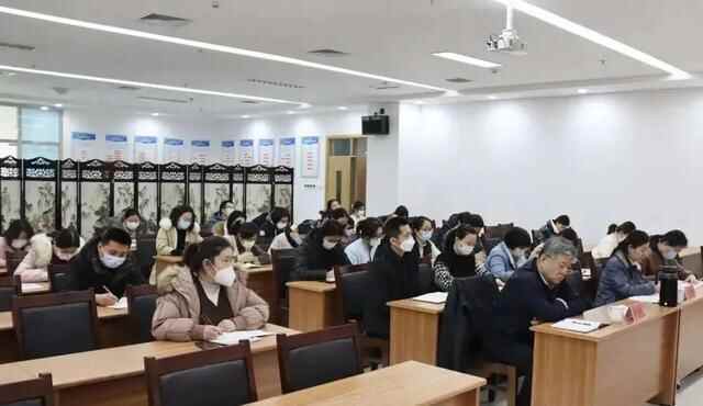 学习贯彻党的二十大精神 | 聊城市委宣讲团报告会市总工会专场举行