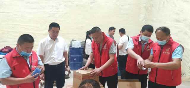 冠县邮政分公司开展“走在前 开新局”主题党日活动