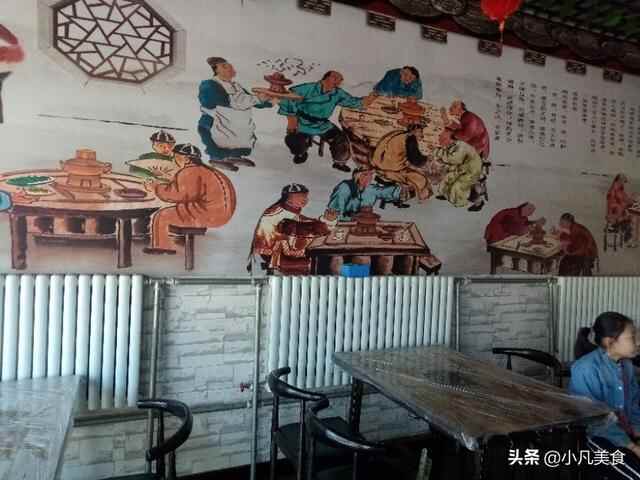 山东冠县地方特色美食“啤酒鸭”，麻辣鲜香、还赠送蔬菜和面食
