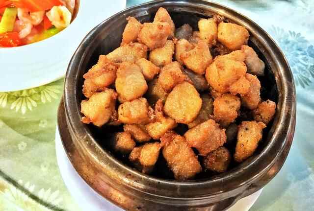来到东阿县，必吃驴肉宴，入冬进补鲜食驴