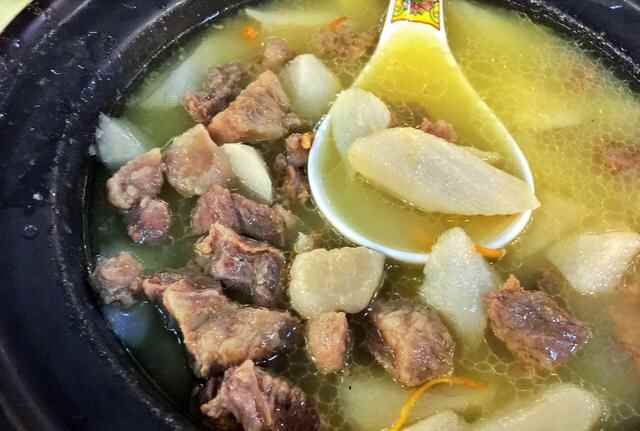 来到东阿县，必吃驴肉宴，入冬进补鲜食驴