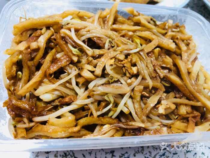 快来看！馋人的美食《冠县焖饼》作者许临时