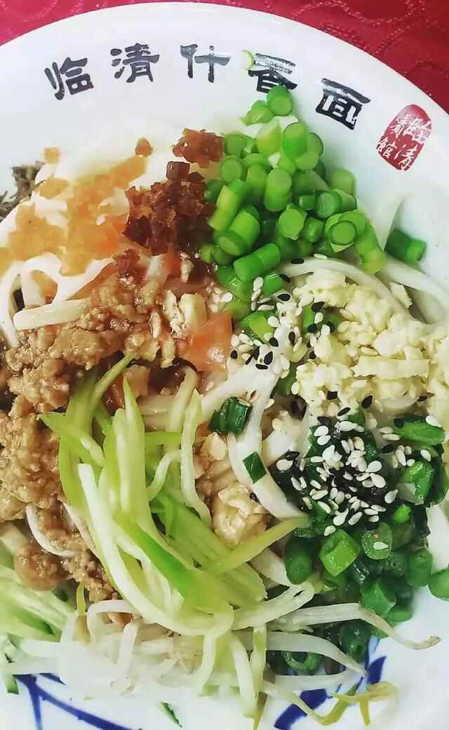 聊城美食满春盘，人间有味是清欢