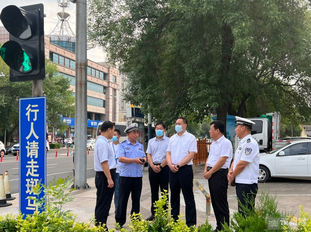 滨州市领导以“四不两直”方式 督导文明城市创建工作