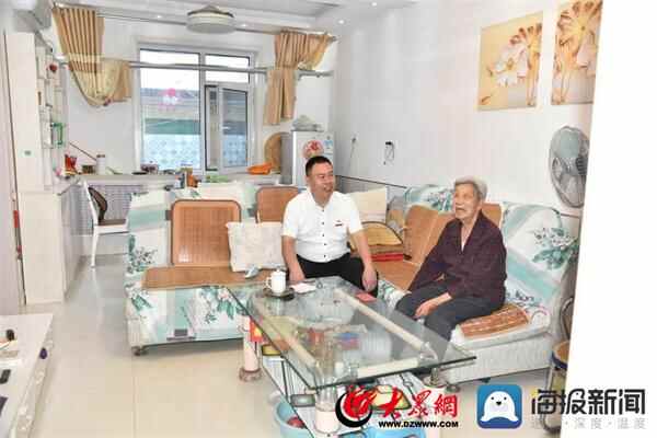 阳信县人民医院院领导中秋走访慰问老干部