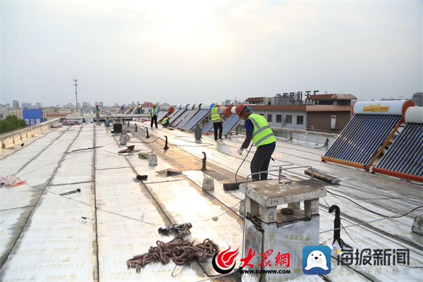 博兴县住建局：老旧小区改造暖民心 群众真诚致谢送锦旗