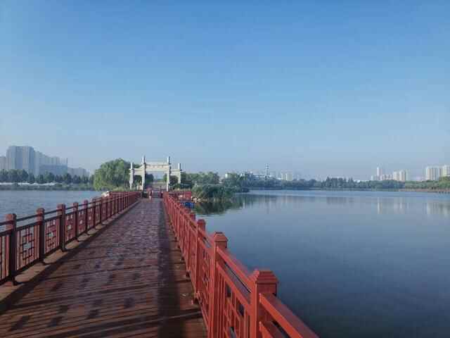 走遍大地神州，还是多彩滨州；走遍五湖四海，醉美还是中海