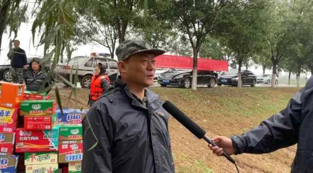 惠民县李庄镇：企业慰问献爱心 情暖一线防汛人
