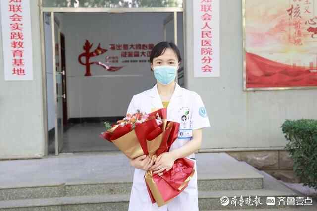 无棣县委常委、统战部部长贾芳走访慰问“滨州最美科技工作者”