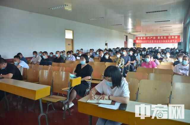 齐部署，再发力 滨州市无棣县小泊头镇召开重点工作一揽子会议