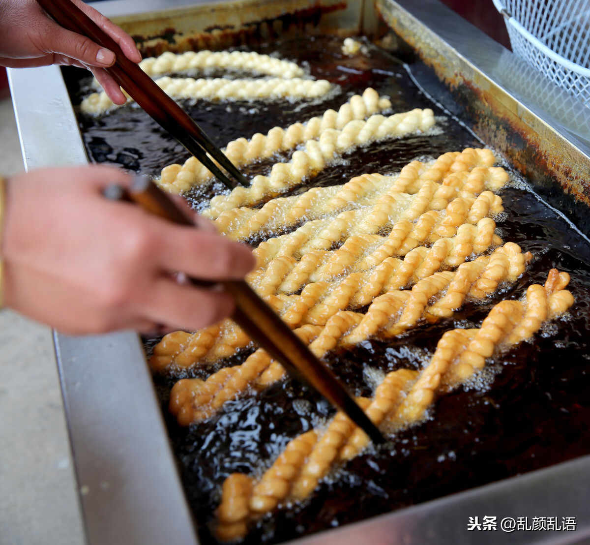 「舌尖上的邹平」老邹平的麻花子油条