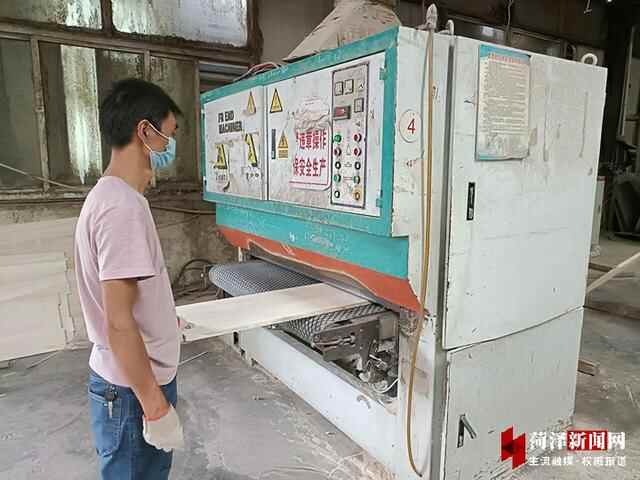 东明县大屯镇彭庄村：板材加带动一方经济