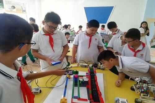 菏泽市暨牡丹区全国科普日活动启动仪式在牡丹区实验小学举办