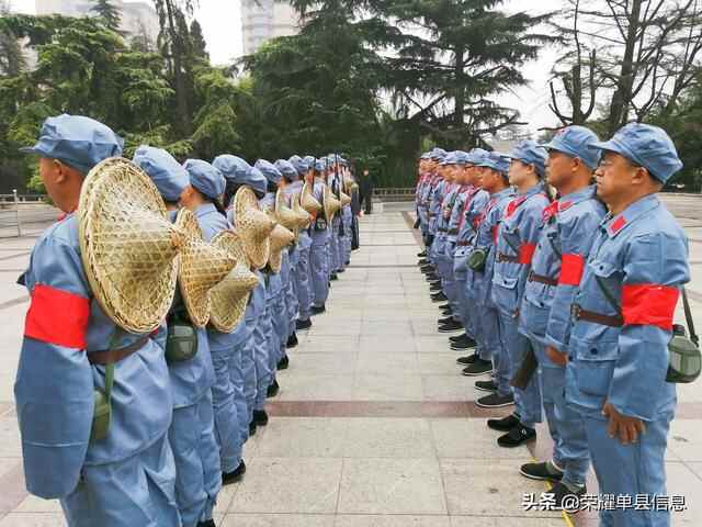 身穿红军装，徒步英雄路——单县希望学校党史学习教育活动
