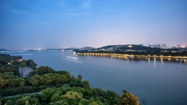 重磅！菏泽牡丹机场将新增4个通航城市，去当地看美景、品美食！