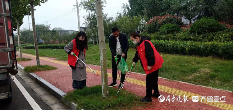 菏泽开发区佃户屯街道机关党委召开“三学三比”活动推进会