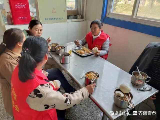 定陶区南王店镇中学举办学校开放周，促进家校沟通零距离