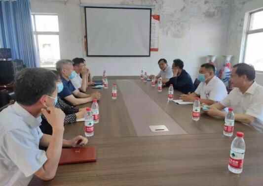 东明县民政局副局长程庆华一行来牡丹区考察精神障碍社区康复服务工作