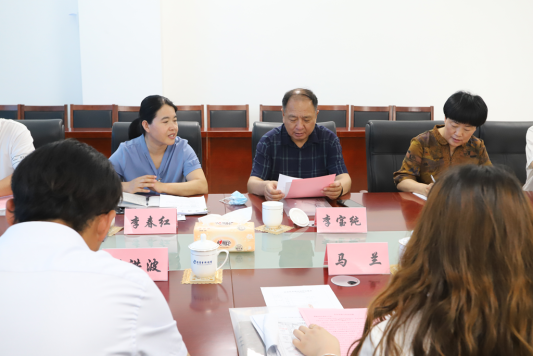 鄄城县科协组织科技届政协委员到市科技馆参观学习